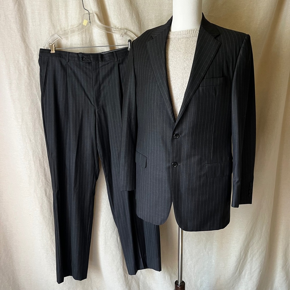 Hickey Freeman Loro Piana Tasmanian Super 150s Wool Suit 42L Pinstripe USA